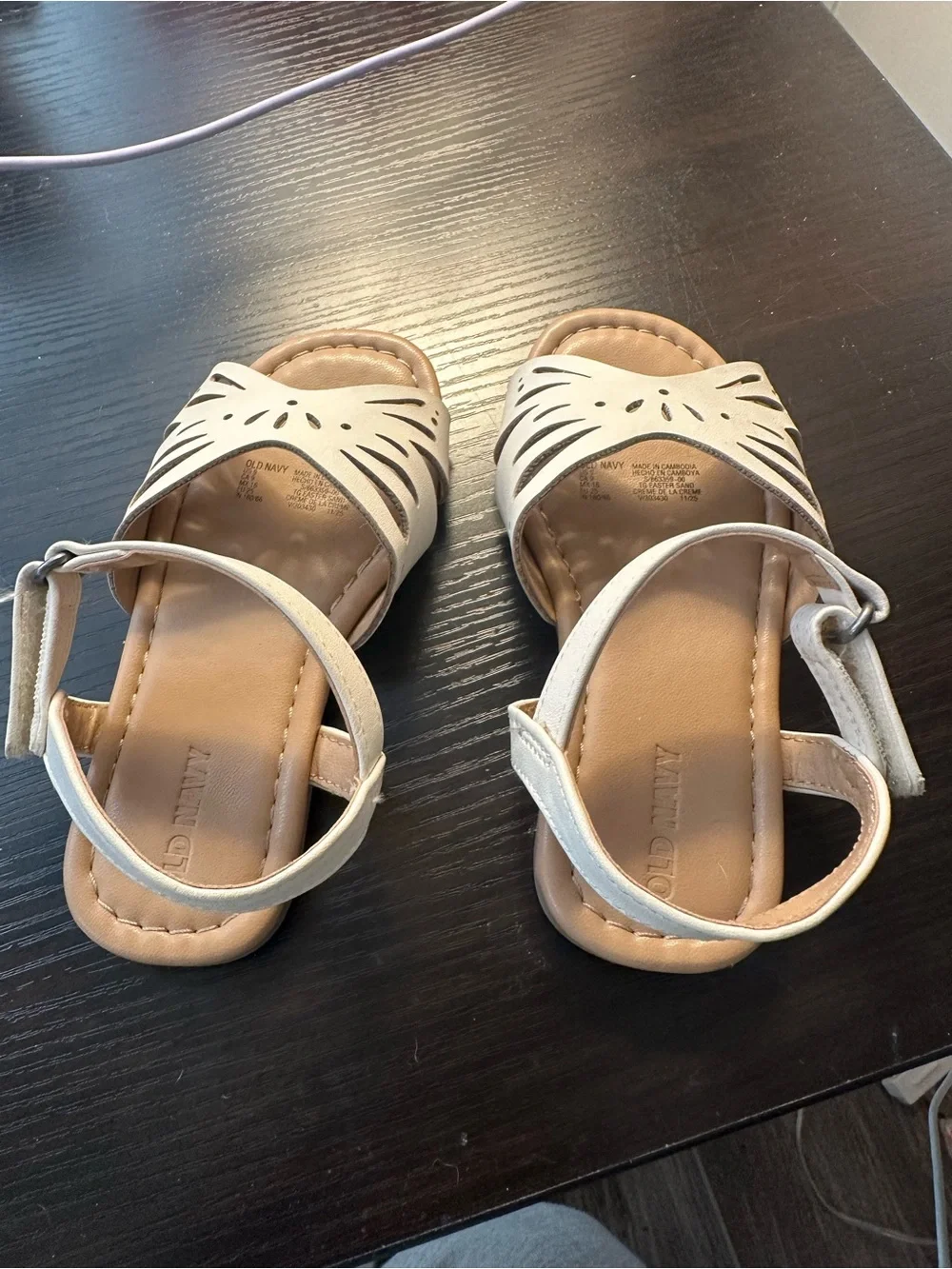 Old Navy lightweight sandals